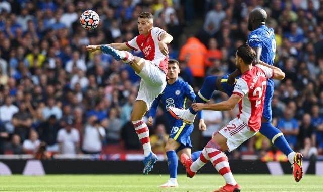 【现场】伦敦德比变碾压局 阿森纳挣扎中给球迷添堵