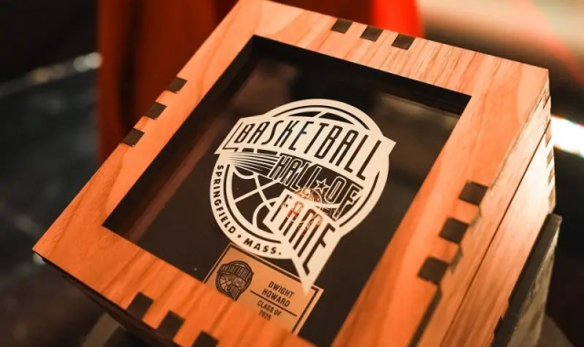 开云体育入口-魔术官方：恭喜德怀特-霍华德入选2025届篮球名人堂