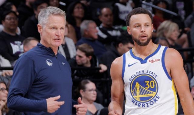 【观察】科尔续约勇士藏玄机？合同年限与库里挂钩