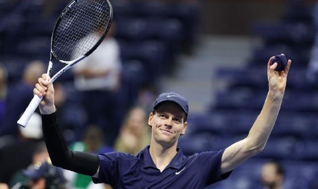 开云体育在线-辛纳3-1击败阿利亚西姆，本赛季第三次与阿卡争夺冠军