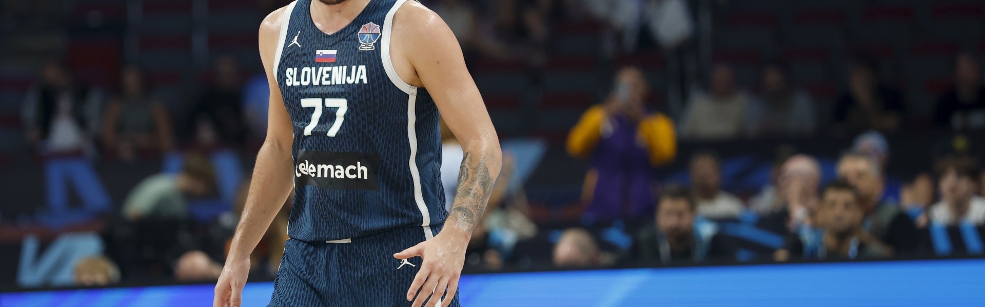 开云体育官网-打服了!意大利杂志：东契奇是篮球界最全能球员 精通所有技术环节